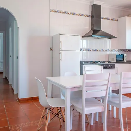 Pericon Apartment *